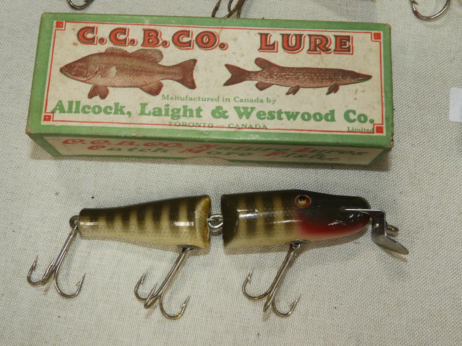 Large Assortment of Vintage Fishing Lures - Baer Auctioneers