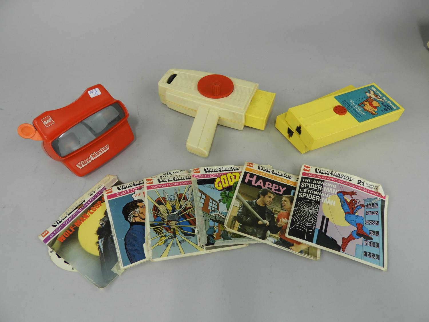 Murrays Auctioneers - Lot 345: View Master with reels including Spiderman,  Thor, Hulk, etc.
